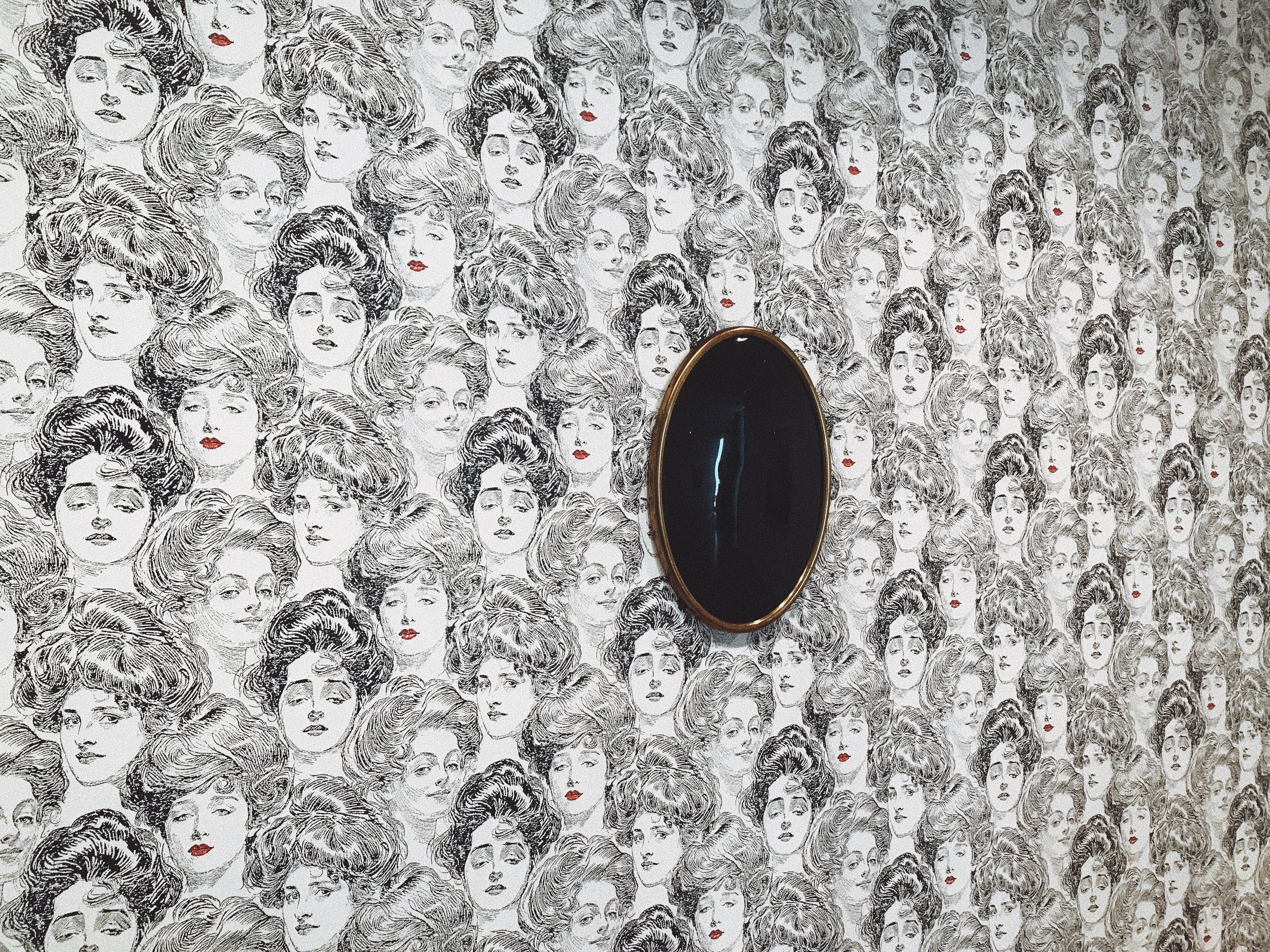 Genevieve_Gaignard_Counterfeit_Currency_Q&Art