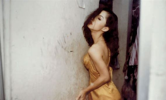 Nan_Goldin_Sirens_London